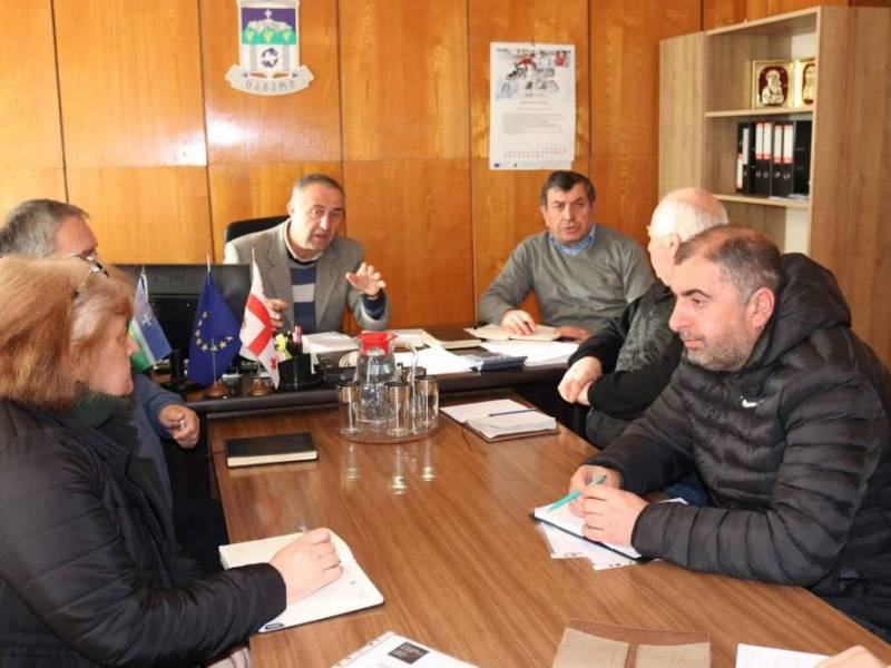 ცაგერის მუნიციპალიტეტის მერიაში სამუშაო თათბირი გამართა